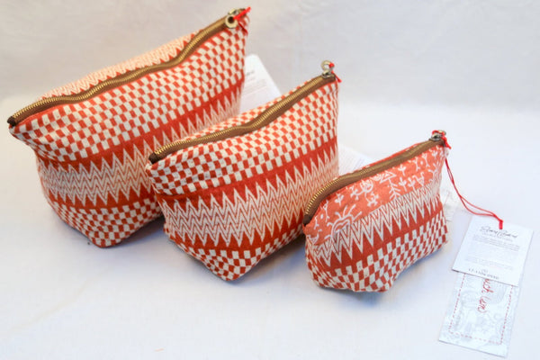 Pinki Pouch