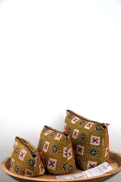 Pinki Pouch