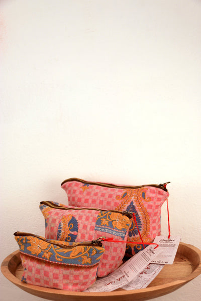 Pinki Pouch