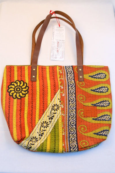 Sammana Tote with Loyal Leather